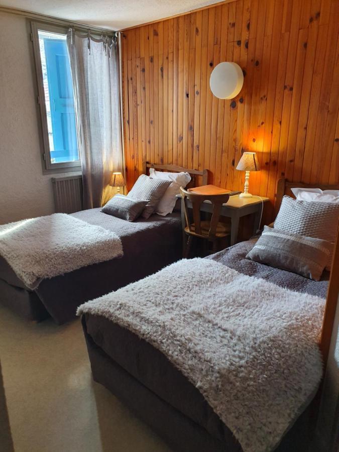 Hotel L'Envie Des Mets Lus-la-Croix-Haute Luaran gambar